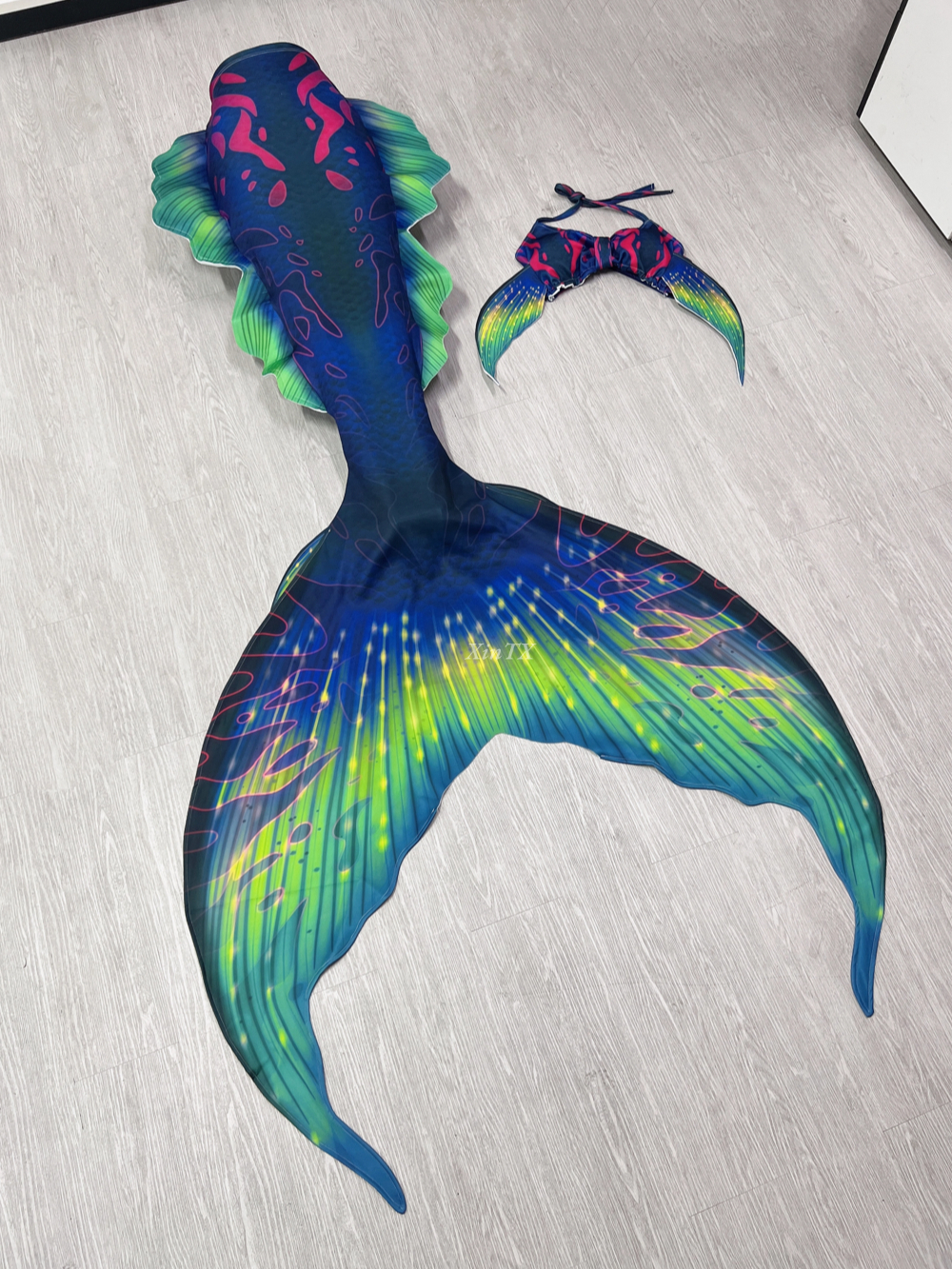 Aquarium & Marine Museum Universiti Malaysia Sabah Kota Kinabalu Sabah Photos - New Adult Mermaid Tail Fish Tail